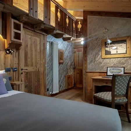Francois Boutique - Matterhorn Retreat & In Cervinia 호텔 브루일서비니아