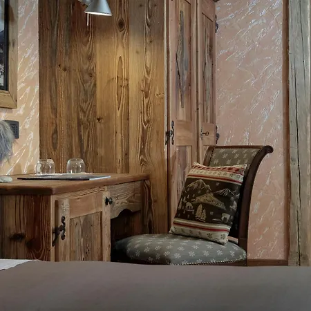 Francois Boutique - Matterhorn Retreat & In Cervinia Breuil-Cervinia