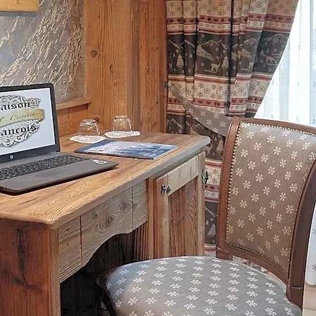 Francois Boutique - Matterhorn Retreat & In Cervinia Breuil-Cervinia